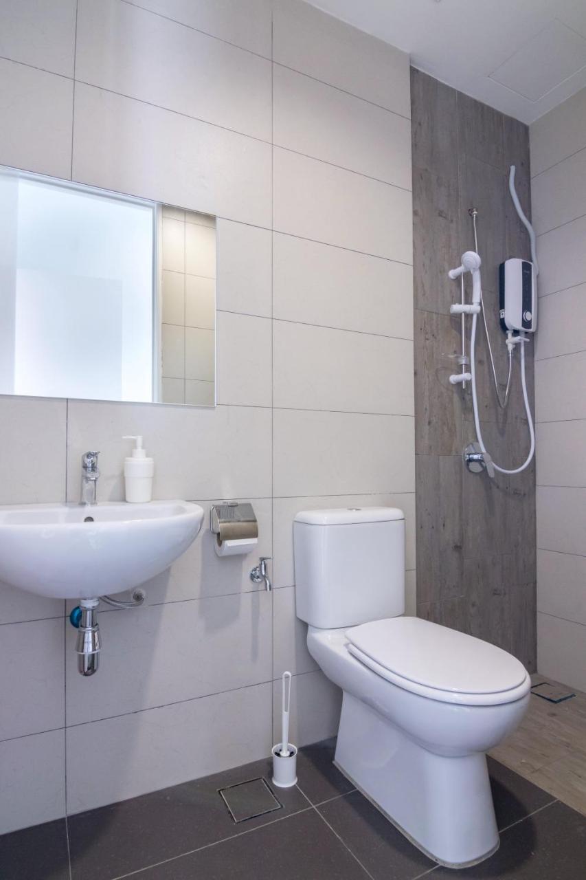 Arte Serviced Apartment @ Penang ゲルゴル エクステリア 写真