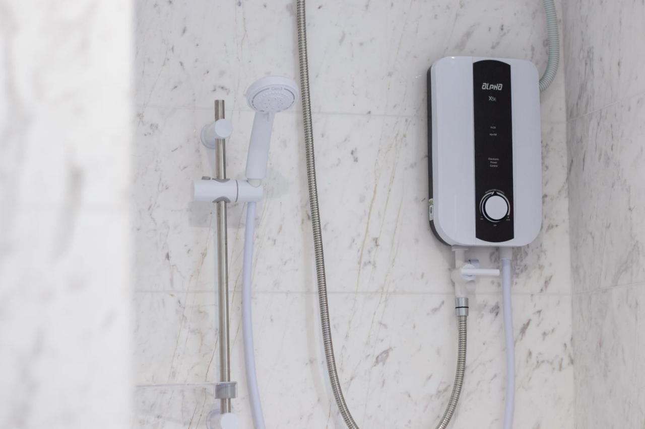 Arte Serviced Apartment @ Penang ゲルゴル エクステリア 写真