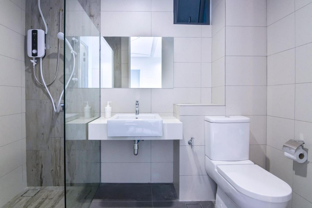 Arte Serviced Apartment @ Penang ゲルゴル エクステリア 写真